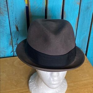 Vintage Goorin Bros. gray wool felt Fedora Hat size large black band made in USA